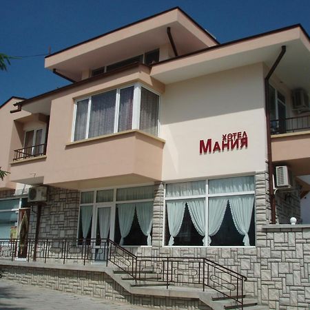 Mania Guest House Kalofer Exterior photo